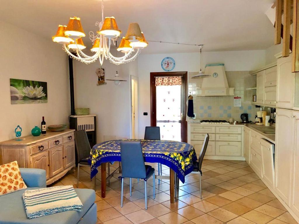 Villetta Il Corallo San Teodoro  Luaran gambar